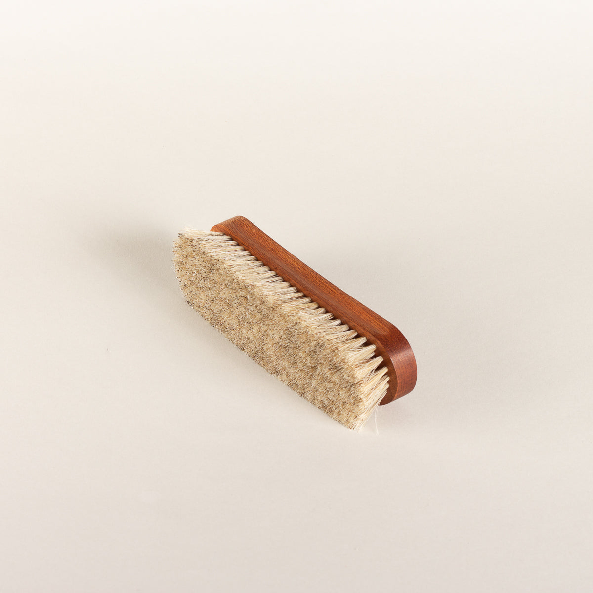 Saphir Médaille d'Or Large shoe shine brush - 100% horsehair